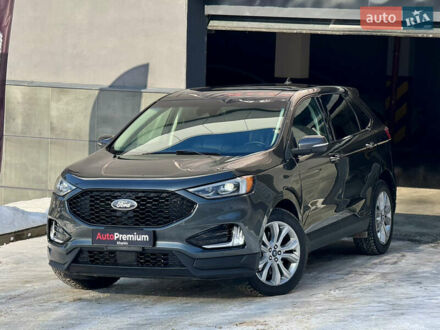 Сірий Форд Едж, об'ємом двигуна 2 л та пробігом 133 тис. км за 18500 $, фото 1 на Automoto.ua