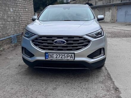 Сірий Форд Едж, об'ємом двигуна 2 л та пробігом 53 тис. км за 19800 $, фото 1 на Automoto.ua