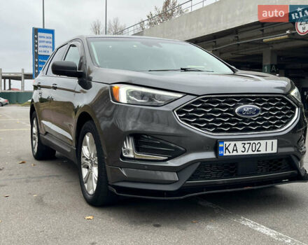 Сірий Форд Едж, об'ємом двигуна 2 л та пробігом 66 тис. км за 20500 $, фото 1 на Automoto.ua
