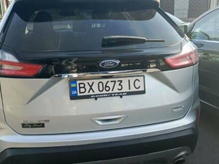 Сірий Форд Едж, об'ємом двигуна 2 л та пробігом 111 тис. км за 15500 $, фото 1 на Automoto.ua