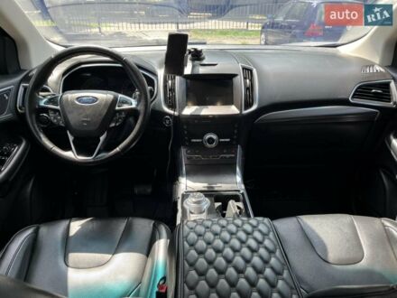 Сірий Форд Едж, об'ємом двигуна 2 л та пробігом 40 тис. км за 26000 $, фото 1 на Automoto.ua