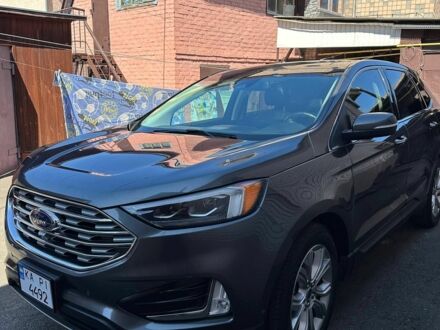 Сірий Форд Едж, об'ємом двигуна 2 л та пробігом 197 тис. км за 16900 $, фото 1 на Automoto.ua