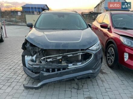 Сірий Форд Едж, об'ємом двигуна 2 л та пробігом 153 тис. км за 12300 $, фото 1 на Automoto.ua