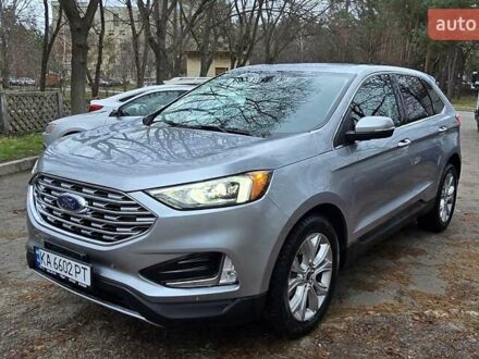 Серый Форд Эдж, объемом двигателя 2 л и пробегом 132 тыс. км за 22950 $, фото 1 на Automoto.ua