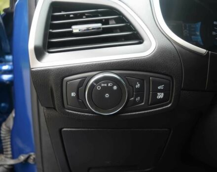 Синий Форд Эдж, объемом двигателя 2 л и пробегом 28 тыс. км за 11000 $, фото 8 на Automoto.ua