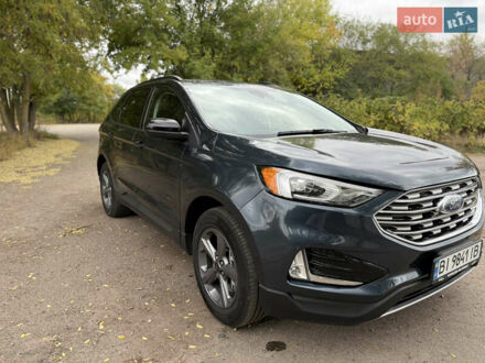 Форд Эдж 2023 в Лубнах на Automoto.ua Синий Форд Эдж, объемом двигателя 2 л и пробегом 32 тыс. км за 25000 $, фото 1 на Automoto.ua