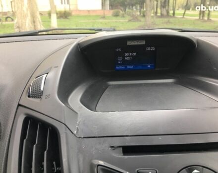 Белый Форд Эскейп, объемом двигателя 1.6 л и пробегом 184 тыс. км за 13000 $, фото 8 на Automoto.ua