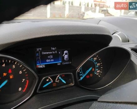 Белый Форд Эскейп, объемом двигателя 2 л и пробегом 267 тыс. км за 7200 $, фото 5 на Automoto.ua