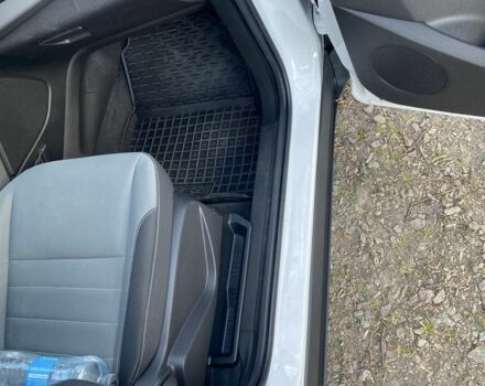 Белый Форд Эскейп, объемом двигателя 1.6 л и пробегом 118 тыс. км за 10500 $, фото 9 на Automoto.ua