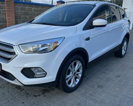Білий Форд Ескейп, об'ємом двигуна 1.5 л та пробігом 230 тис. км за 10200 $, фото 1 на Automoto.ua