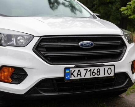 Белый Форд Эскейп, объемом двигателя 2.5 л и пробегом 55 тыс. км за 15490 $, фото 8 на Automoto.ua