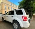 Белый Форд Эскейп, объемом двигателя 2.5 л и пробегом 365 тыс. км за 7500 $, фото 5 на Automoto.ua