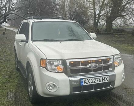 Белый Форд Эскейп, объемом двигателя 3 л и пробегом 220 тыс. км за 8500 $, фото 5 на Automoto.ua