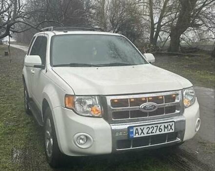 Белый Форд Эскейп, объемом двигателя 3 л и пробегом 220 тыс. км за 8500 $, фото 4 на Automoto.ua