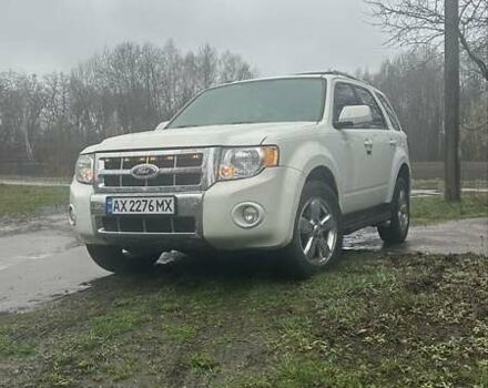 Белый Форд Эскейп, объемом двигателя 3 л и пробегом 220 тыс. км за 8500 $, фото 5 на Automoto.ua