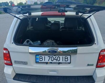 Белый Форд Эскейп, объемом двигателя 2.97 л и пробегом 264 тыс. км за 12000 $, фото 12 на Automoto.ua