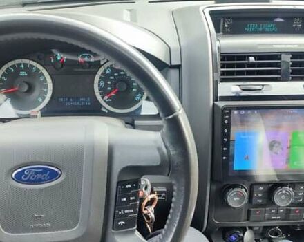 Белый Форд Эскейп, объемом двигателя 2.97 л и пробегом 264 тыс. км за 12000 $, фото 3 на Automoto.ua