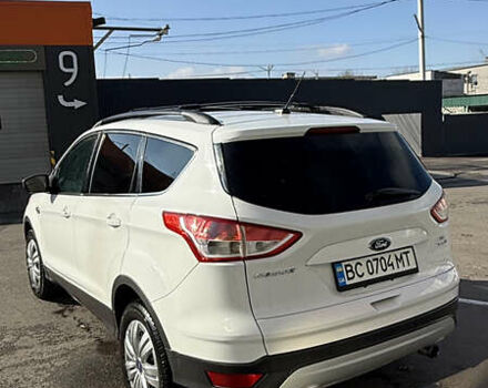 Форд Эскейп 2012 в Харькове на Automoto.ua Белый Форд Эскейп, объемом двигателя 1.6 л и пробегом 166 тыс. км за 10299 $, фото 4 на Automoto.ua