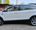 Белый Форд Эскейп, объемом двигателя 2 л и пробегом 210 тыс. км за 14200 $, фото 1 на Automoto.ua