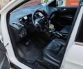 Белый Форд Эскейп, объемом двигателя 2 л и пробегом 209 тыс. км за 14200 $, фото 7 на Automoto.ua