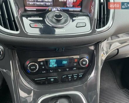 Білий Форд Ескейп, об'ємом двигуна 2 л та пробігом 142 тис. км за 11700 $, фото 16 на Automoto.ua