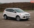 Белый Форд Эскейп, объемом двигателя 2 л и пробегом 167 тыс. км за 12200 $, фото 4 на Automoto.ua