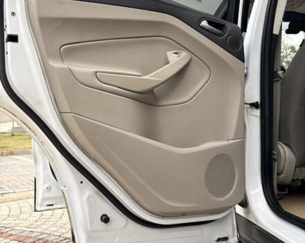 Білий Форд Ескейп, об'ємом двигуна 2 л та пробігом 293 тис. км за 8400 $, фото 15 на Automoto.ua