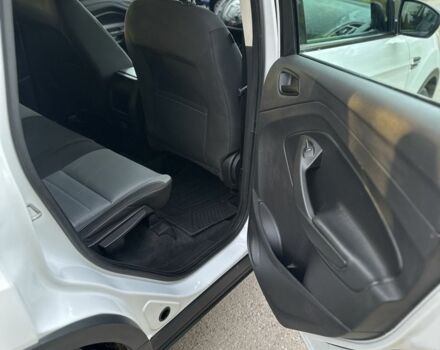 Белый Форд Эскейп, объемом двигателя 2.5 л и пробегом 167 тыс. км за 8250 $, фото 17 на Automoto.ua