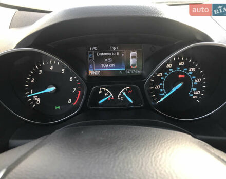 Білий Форд Ескейп, об'ємом двигуна 1.6 л та пробігом 247 тис. км за 10500 $, фото 12 на Automoto.ua