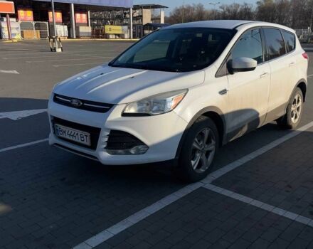 Белый Форд Эскейп, объемом двигателя 1.6 л и пробегом 207 тыс. км за 10000 $, фото 7 на Automoto.ua