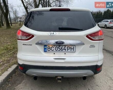 Белый Форд Эскейп, объемом двигателя 2 л и пробегом 190 тыс. км за 11700 $, фото 2 на Automoto.ua