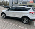 Білий Форд Ескейп, об'ємом двигуна 2 л та пробігом 215 тис. км за 11750 $, фото 3 на Automoto.ua