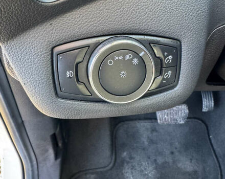 Білий Форд Ескейп, об'ємом двигуна 2 л та пробігом 173 тис. км за 12999 $, фото 19 на Automoto.ua