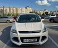 Белый Форд Эскейп, объемом двигателя 2 л и пробегом 152 тыс. км за 10200 $, фото 1 на Automoto.ua