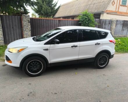 Білий Форд Ескейп, об'ємом двигуна 2.5 л та пробігом 200 тис. км за 10500 $, фото 1 на Automoto.ua