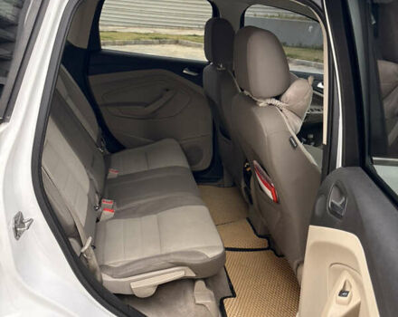 Білий Форд Ескейп, об'ємом двигуна 2 л та пробігом 293 тис. км за 8400 $, фото 9 на Automoto.ua