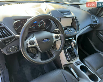 Білий Форд Ескейп, об'ємом двигуна 2 л та пробігом 173 тис. км за 12999 $, фото 20 на Automoto.ua