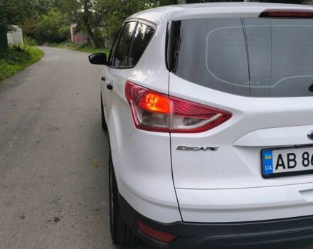 Білий Форд Ескейп, об'ємом двигуна 2.5 л та пробігом 200 тис. км за 10500 $, фото 15 на Automoto.ua