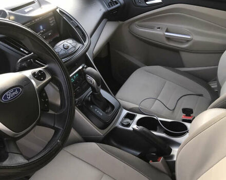 Білий Форд Ескейп, об'ємом двигуна 1.6 л та пробігом 247 тис. км за 10500 $, фото 10 на Automoto.ua