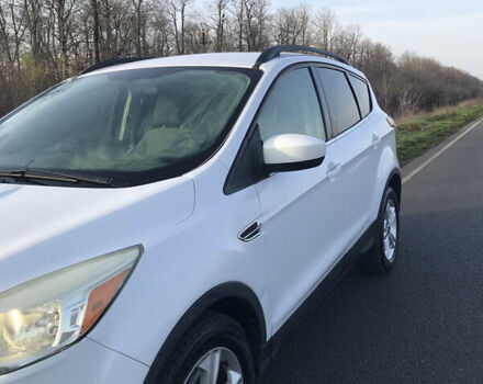 Білий Форд Ескейп, об'ємом двигуна 1.6 л та пробігом 247 тис. км за 10500 $, фото 6 на Automoto.ua