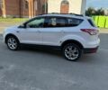 Білий Форд Ескейп, об'ємом двигуна 1.6 л та пробігом 300 тис. км за 9500 $, фото 1 на Automoto.ua