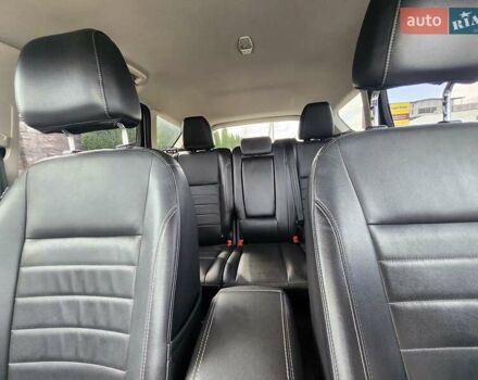 Белый Форд Эскейп, объемом двигателя 1.6 л и пробегом 153 тыс. км за 13000 $, фото 8 на Automoto.ua