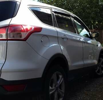Білий Форд Ескейп, об'ємом двигуна 1.6 л та пробігом 195 тис. км за 10200 $, фото 10 на Automoto.ua