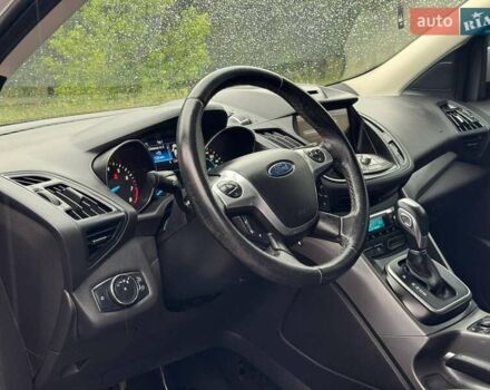 Белый Форд Эскейп, объемом двигателя 2 л и пробегом 145 тыс. км за 11650 $, фото 23 на Automoto.ua