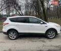 Білий Форд Ескейп, об'ємом двигуна 2 л та пробігом 205 тис. км за 9500 $, фото 1 на Automoto.ua