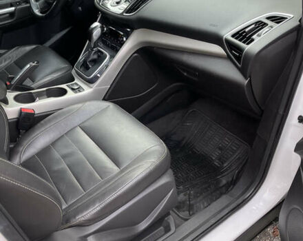 Білий Форд Ескейп, об'ємом двигуна 2 л та пробігом 215 тис. км за 11750 $, фото 5 на Automoto.ua