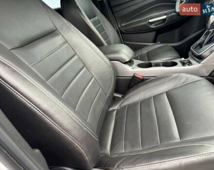 Белый Форд Эскейп, объемом двигателя 2 л и пробегом 145 тыс. км за 11650 $, фото 49 на Automoto.ua