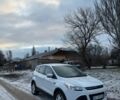 Белый Форд Эскейп, объемом двигателя 1.6 л и пробегом 120 тыс. км за 10499 $, фото 1 на Automoto.ua