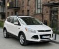 Белый Форд Эскейп, объемом двигателя 2 л и пробегом 180 тыс. км за 9100 $, фото 1 на Automoto.ua