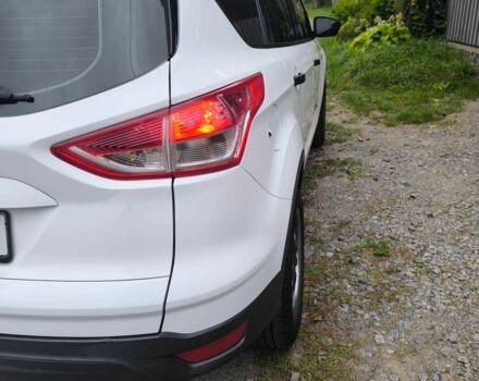 Білий Форд Ескейп, об'ємом двигуна 2.5 л та пробігом 200 тис. км за 10500 $, фото 16 на Automoto.ua